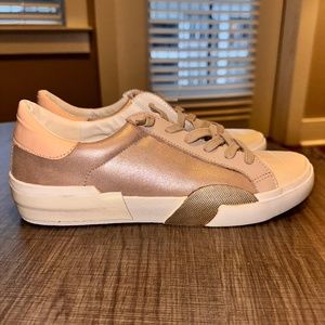 Dolce Vita Zina Sneakers